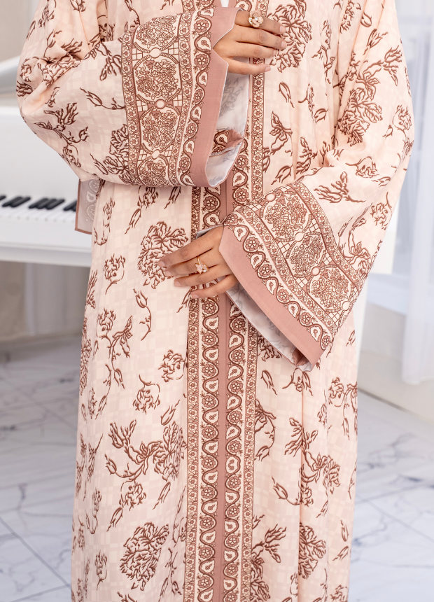 Narin 09 - Front Closeup 02